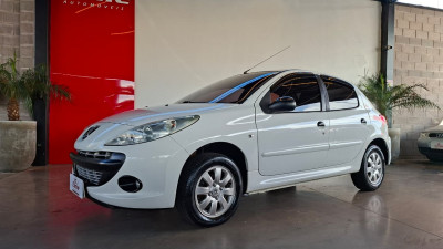 Peugeot 207 SW XR 1.4 Flex 8V 5p 2011 Flex