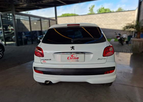 Peugeot 207 SW XR 1.4 Flex 8V 5p 2011 Flex