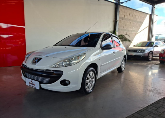 Peugeot 207 SW XR 1.4 Flex 8V 5p 2011 Flex