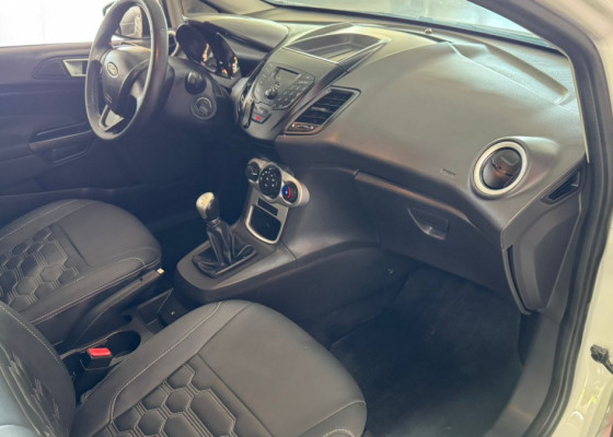 Ford Fiesta SE 1.6 16V Flex 5p 2017 Flex