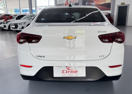 GM - Chevrolet ONIX SEDAN Plus LTZ 1.0 12V TB Flex Aut. 2023 Flex