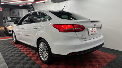 Ford Focus 2.0 16V/SE/SE Plus Flex 5p Aut. 2017 Flex Flex