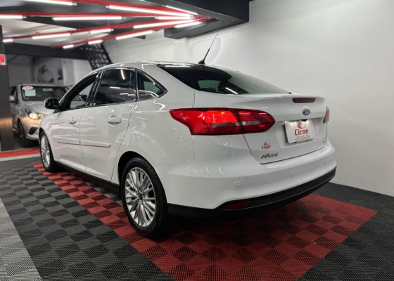 Ford Focus 2.0 16V/SE/SE Plus Flex 5p Aut. 2017 Flex