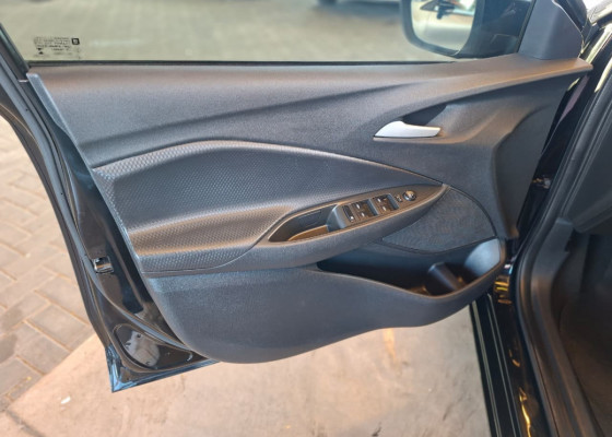 GM - Chevrolet ONIX SEDAN Plus LTZ 1.0 12V TB Flex Aut. 2023 Flex