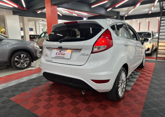 Ford Fiesta TIT.Plus 1.0 12V EcoBoost Aut. 5p 2017 Flex
