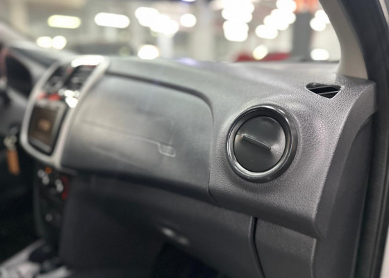 Renault SANDERO Expression Flex 1.0 12V 5p 2020 Flex