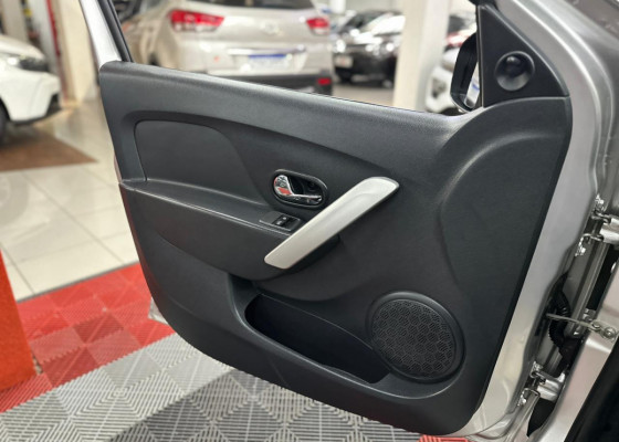 Renault SANDERO Expression Flex 1.0 12V 5p 2020 Flex