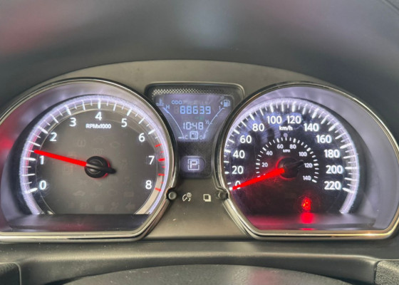 Nissan VERSA UNIQUE 1.6 16V FlexStart 4p Aut. 2017 Flex