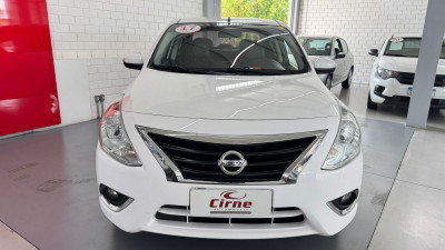 Nissan VERSA UNIQUE 1.6 16V FlexStart 4p Aut. 2017 Flex