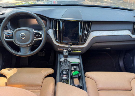 Volvo XC 60 T-5 INSCRIPTION 2.0 AWD 5p 2018 Gasolina