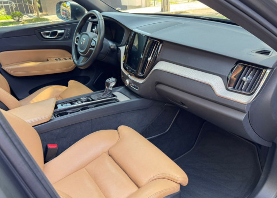 Volvo XC 60 T-5 INSCRIPTION 2.0 AWD 5p 2018 Gasolina