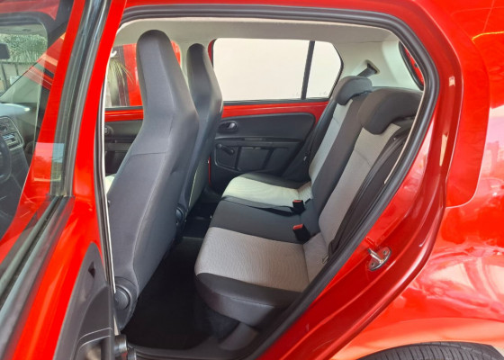 VW - VolksWagen up! take 1.0 T. Flex 12V 3p 2015 Flex