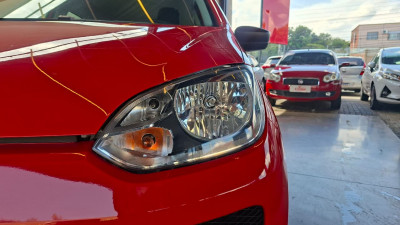 VW - VolksWagen up! take 1.0 T. Flex 12V 3p 2015 Flex