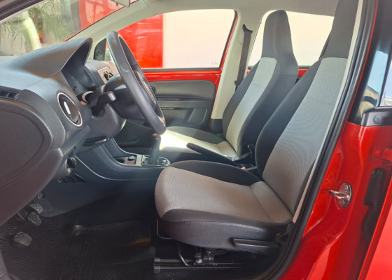 VW - VolksWagen up! take 1.0 T. Flex 12V 3p 2015 Flex