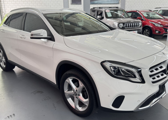 Mercedes-Benz GLA 200 Advance 1.6/1.6 TB 16V Flex Aut. 2020 Flex