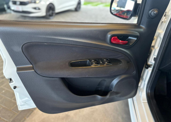 Fiat UNO SPORTING Dualogic 1.4 EVO Flex 8V 4p 2016 Flex