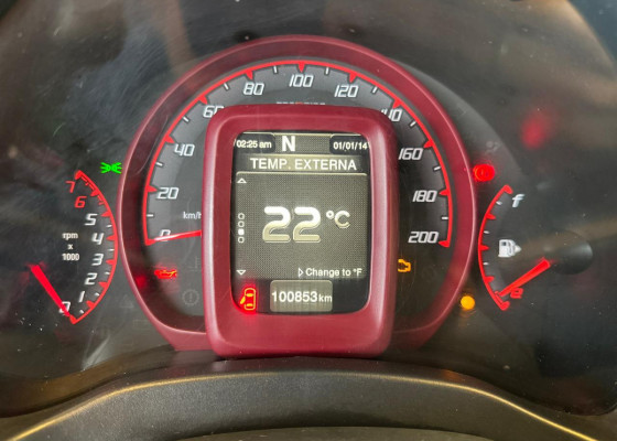 Fiat UNO SPORTING Dualogic 1.4 EVO Flex 8V 4p 2016 Flex