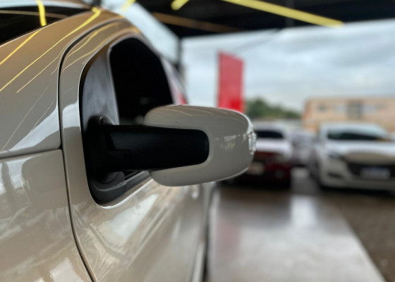 Fiat UNO SPORTING Dualogic 1.4 EVO Flex 8V 4p 2016 Flex