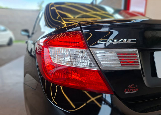Honda Civic Sedan LXS 1.8/1.8 Flex 16V Mec. 4p 2012 Flex