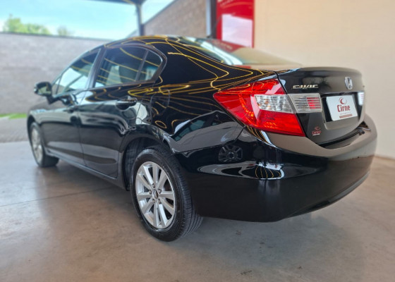 Honda Civic Sedan LXS 1.8/1.8 Flex 16V Mec. 4p 2012 Flex