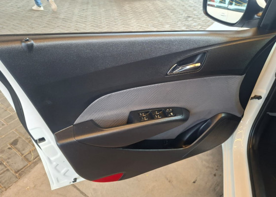 Hyundai HB20 Premium 1.6 Flex 16V Mec. 2014 Flex