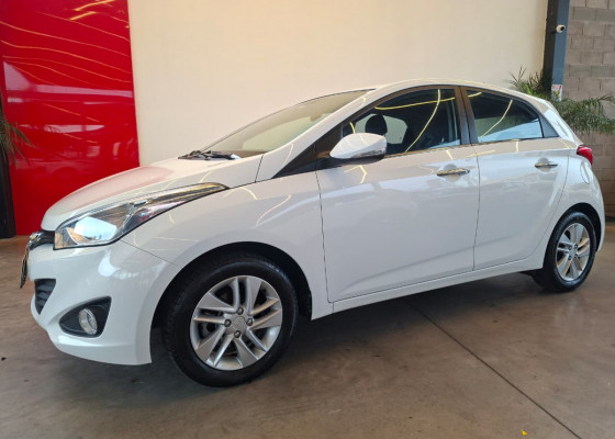 Hyundai HB20 Premium 1.6 Flex 16V Mec. 2014 Flex