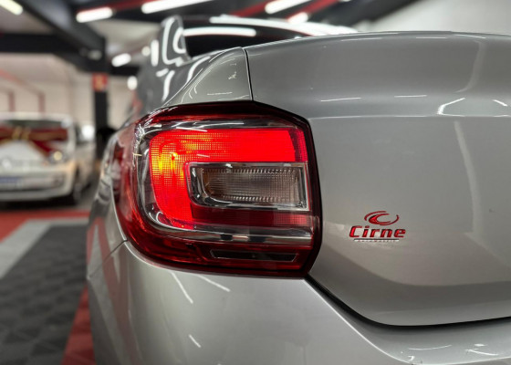 Renault LOGAN Zen Flex 1.0 12V 4p Mec. 2023 Flex Flex