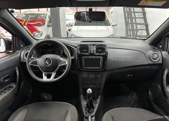 Renault LOGAN Zen Flex 1.0 12V 4p Mec. 2023 Flex Flex