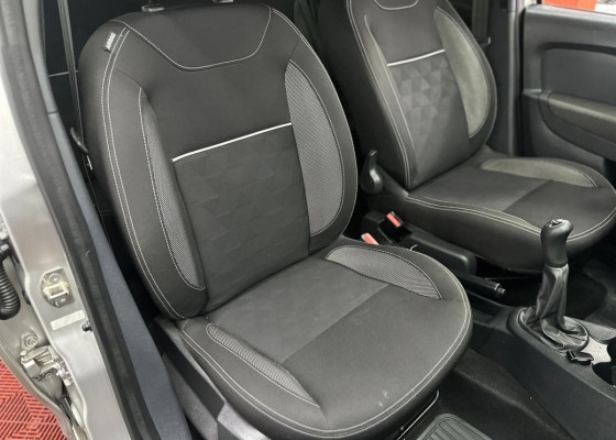 Renault LOGAN Zen Flex 1.0 12V 4p Mec. 2023 Flex Flex