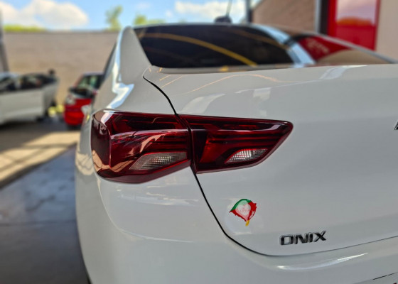 GM - Chevrolet ONIX SEDAN Plus LTZ 1.0 12V TB Flex Aut. 2023 Flex