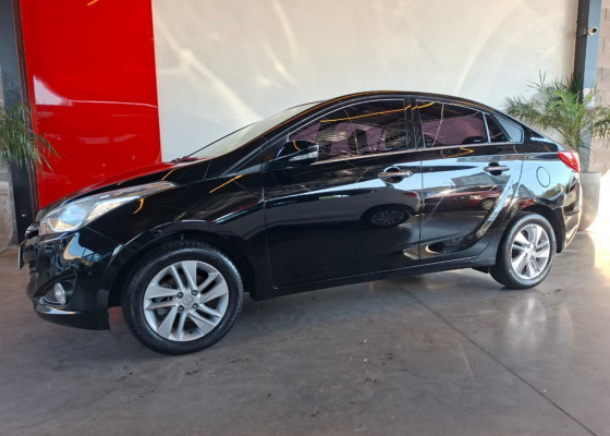 Hyundai HB20S  Impress 1.6 Flex 16v Mec. 2015 Flex Flex