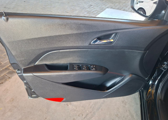 Hyundai HB20S  Impress 1.6 Flex 16v Mec. 2015 Flex Flex