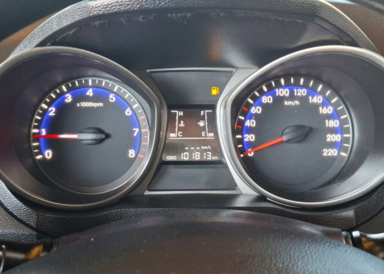 Hyundai HB20S  Impress 1.6 Flex 16v Mec. 2015 Flex Flex