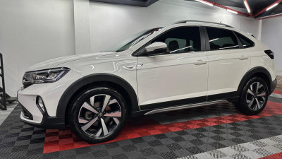 VW - VolksWagen Nivus Highline 1.0 200 TSI Flex Aut. 2023 Flex