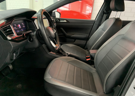 VW - VolksWagen Nivus Highline 1.0 200 TSI Flex Aut. 2023 Flex