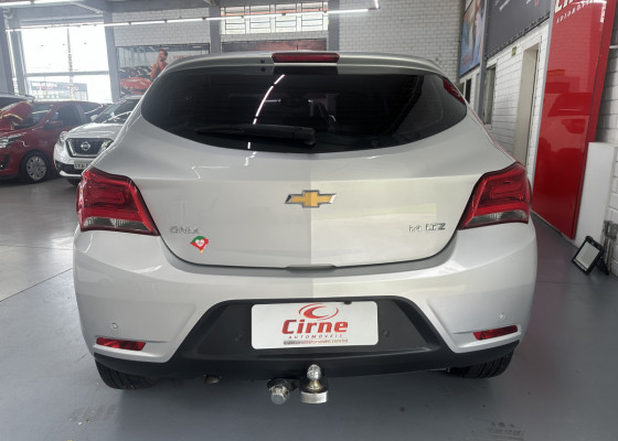 GM - Chevrolet ONIX HATCH LTZ 1.4 8V FlexPower 5p Mec. 2019 Flex