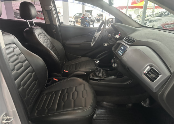 GM - Chevrolet ONIX HATCH LTZ 1.4 8V FlexPower 5p Mec. 2019 Flex