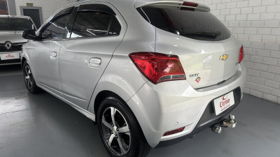 GM - Chevrolet ONIX HATCH LTZ 1.4 8V FlexPower 5p Mec. 2019 Flex