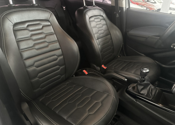 GM - Chevrolet ONIX HATCH LTZ 1.4 8V FlexPower 5p Mec. 2019 Flex