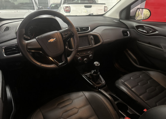 GM - Chevrolet ONIX HATCH LTZ 1.4 8V FlexPower 5p Mec. 2019 Flex