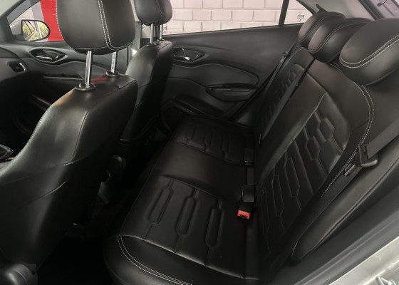 GM - Chevrolet ONIX HATCH LTZ 1.4 8V FlexPower 5p Mec. 2019 Flex