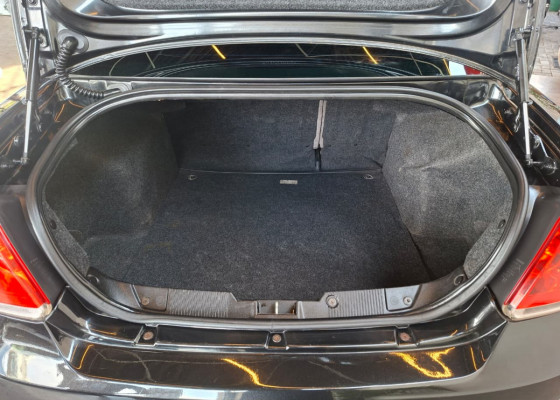 Fiat LINEA 1.9/ HLX 1.9/ 1.8 Flex 16V 4p 2009 Flex