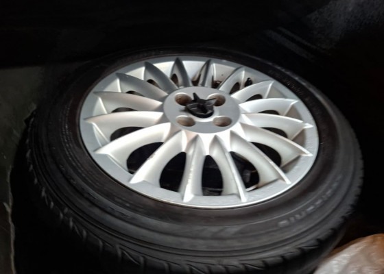 Fiat LINEA 1.9/ HLX 1.9/ 1.8 Flex 16V 4p 2009 Flex