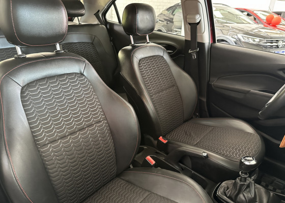 GM - Chevrolet ONIX HATCH LTZ 1.4 8V FlexPower 5p Mec. 2017 Flex