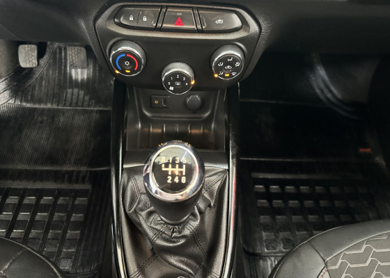 GM - Chevrolet ONIX HATCH LTZ 1.4 8V FlexPower 5p Mec. 2017 Flex