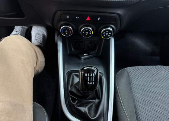 GM - Chevrolet ONIX HATCH LT 1.0 12V Flex 5p Mec. 2025 Flex