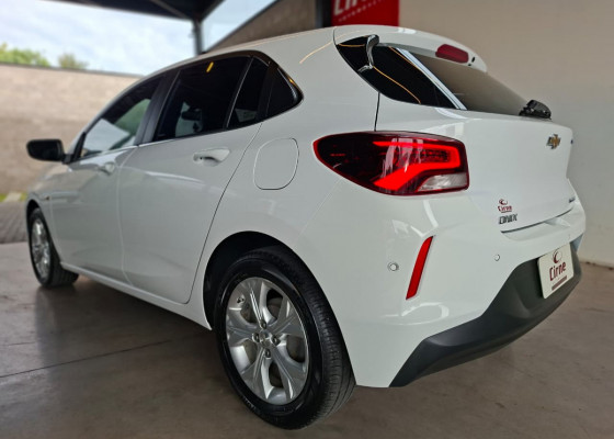 GM - Chevrolet ONIX HATCH 1.0 12V TB Flex 5p Aut. 2021 Flex