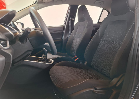 GM - Chevrolet ONIX SEDAN Plus LT 1.0 12V Flex 4p Mec. 2020 Flex