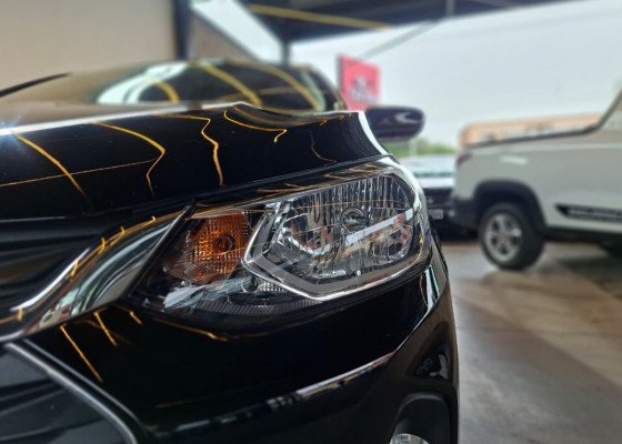 GM - Chevrolet ONIX SEDAN Plus LT 1.0 12V Flex 4p Mec. 2020 Flex