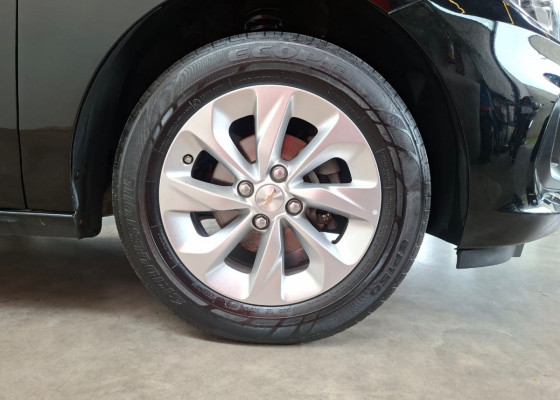 GM - Chevrolet ONIX SEDAN Plus LT 1.0 12V Flex 4p Mec. 2020 Flex